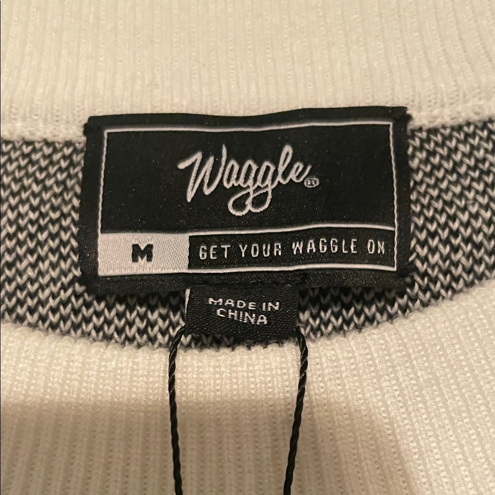 Men’s medium, Monochrome Crew Neck Sweater